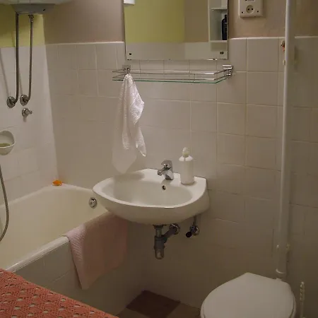 Apartament With Wifi - 11312 *